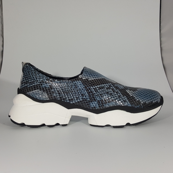 NR Rapisardi Shoes - NR Rapisardi Faux Snake Elastic Slip On Sneaker
